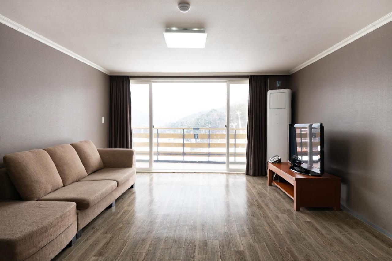 Hotel Bears Town Pocheon Exterior foto