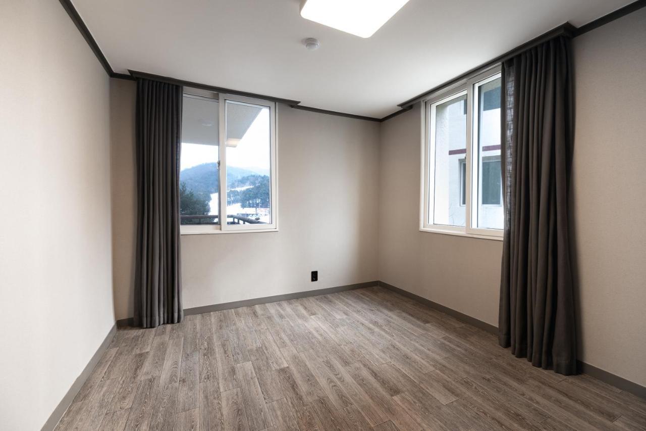 Hotel Bears Town Pocheon Exterior foto